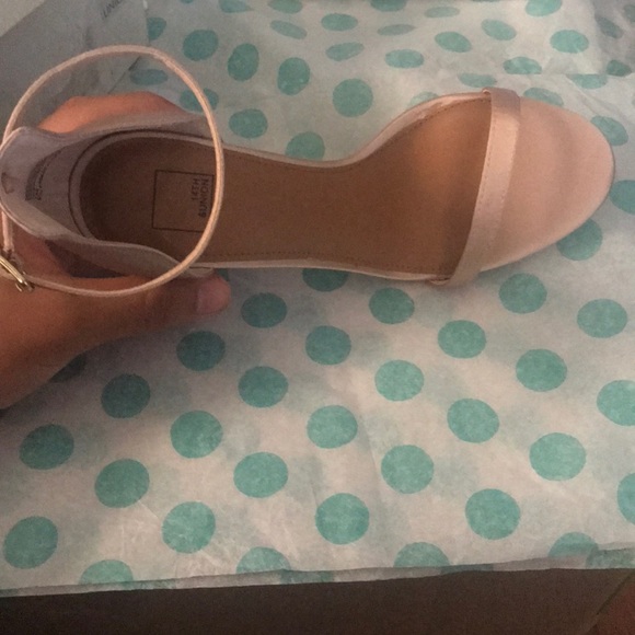 14th & union heels - Picture 2 of 6